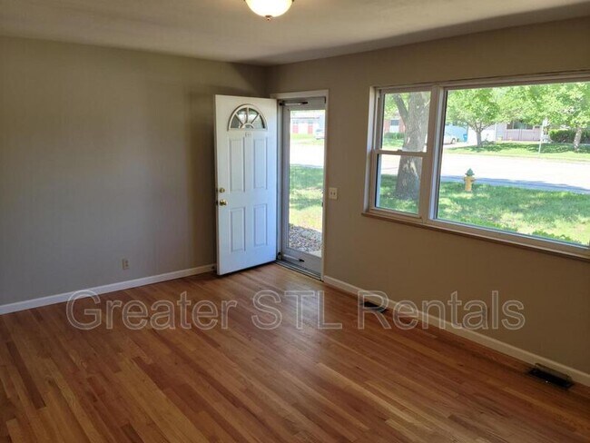 Building Photo - 2270 Patterson Rd