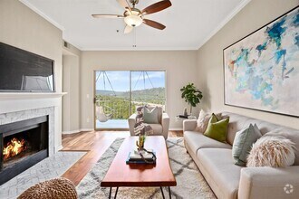 Building Photo - 6000-5 Shepherd Mountain Cove