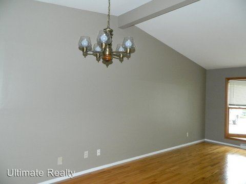 Building Photo - 415 Larry Dr