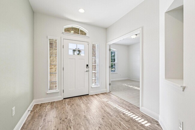 Foto del edificio - 9212 Margaret Jewel Ln