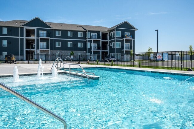 Tidewater Apartments | Exterior Pool - Tidewater Communities