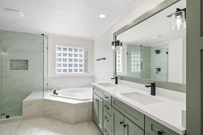 Building Photo - 19507 Evening Shades Ct