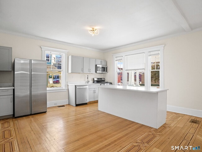 Foto del edificio - 1911 Summer St