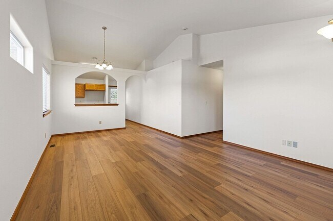Foto del edificio - 11722 E 14th Ave
