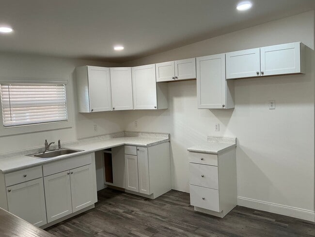 Foto del edificio - 1908 S Watkins St