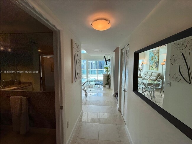 Building Photo - 41 SE 5th St