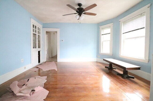 Building Photo - 268 Boston Ave