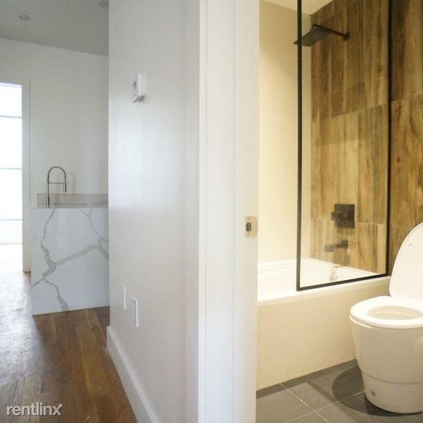 Foto del edificio - 94 Lewis Ave