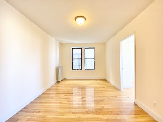 Building Photo - 666 St Nicholas Ave