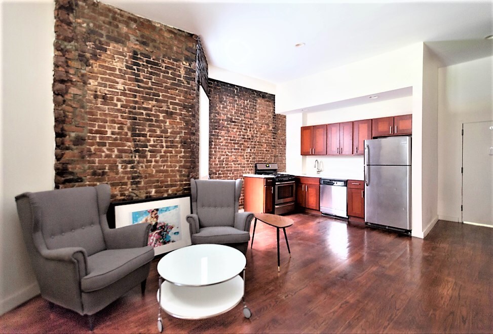 Foto principal - 1222 Dean St