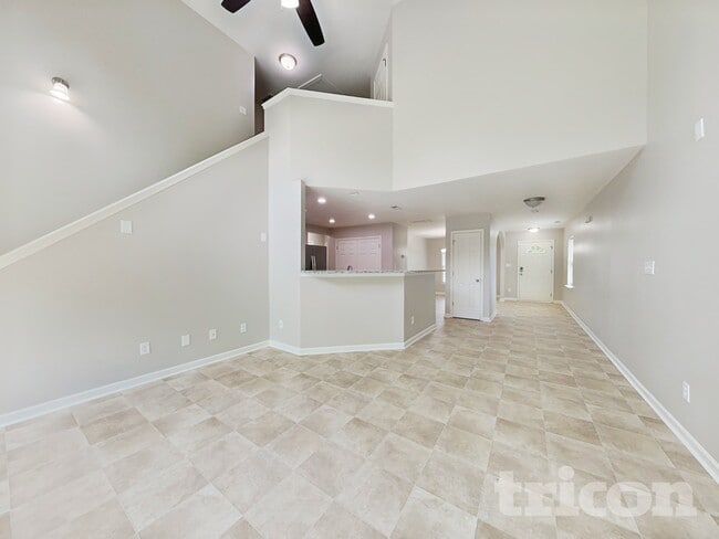 Building Photo - 910 Statler Dr