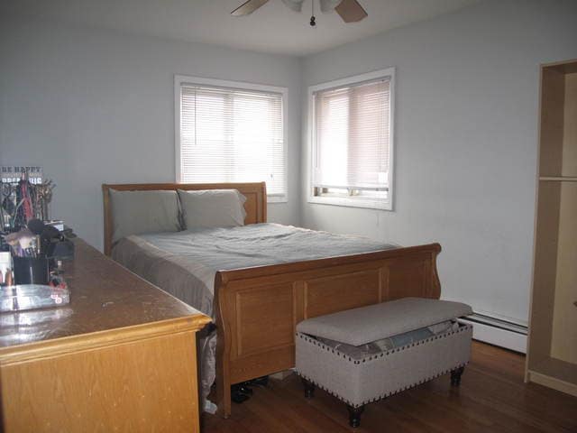 bedroom 1 - 820 Austin N Blvd