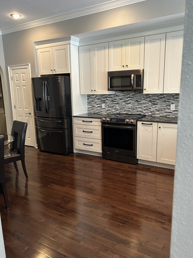 Building Photo - 348 Larboard Way