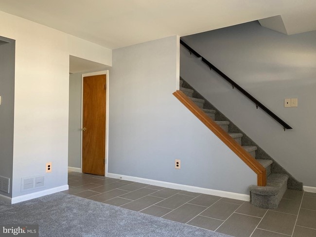 Building Photo - 1802 Winding Way