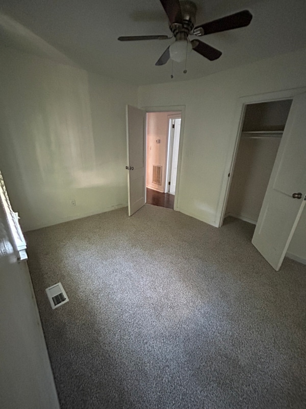 Foto del edificio - 3912 Peterson St