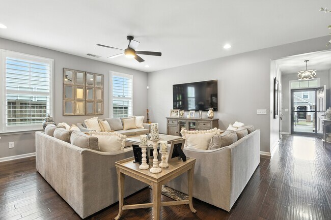 Foto del edificio - 2146 River Overlook Dr