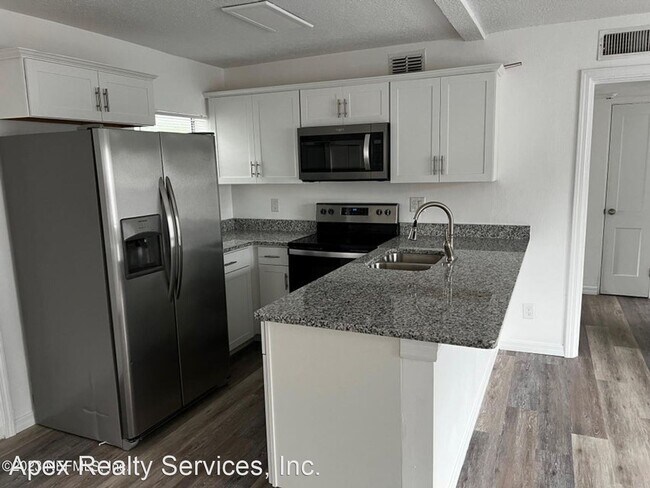 Building Photo - 2 br, 1 bath House - 5420 S River Rd