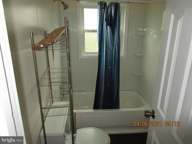 Building Photo - 17528 Ward Ave