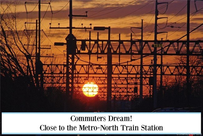 Foto del edificio - 71 Henderson Rd