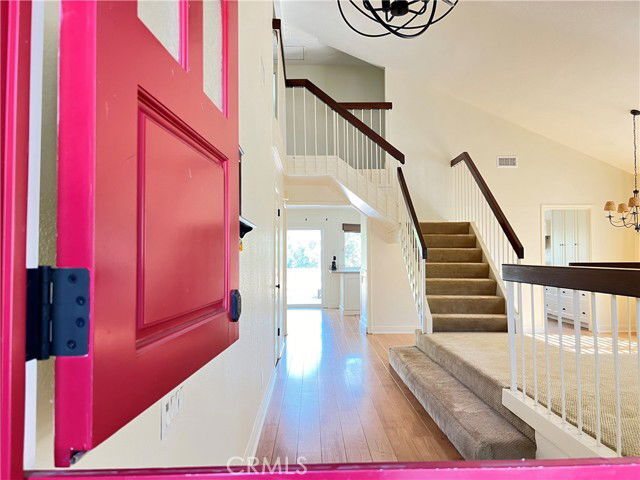 Foto del edificio - 24822 Via San Fernando