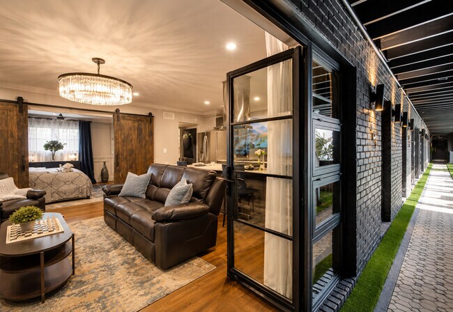 Foto del edificio - 4803 Junius St