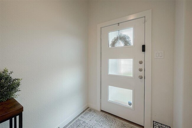 Building Photo - 15202 N Heron Heights Way