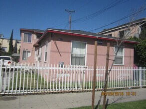 Building Photo - 1111 Walnut Ave