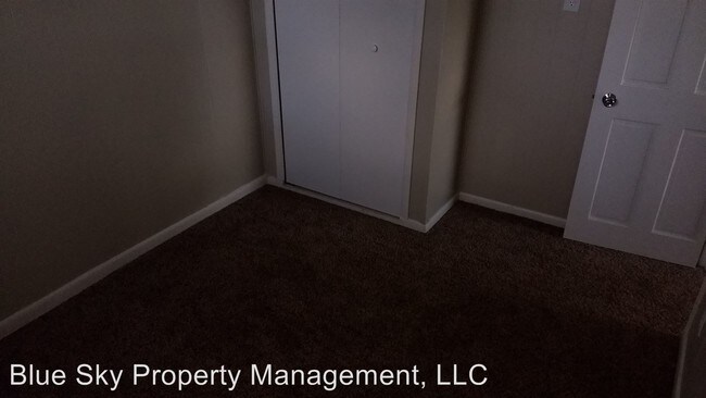 Foto del edificio - 1 br, 1 bath House - 315 E. 8th St.
