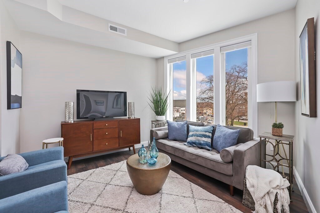 Foto principal - 734 South St
