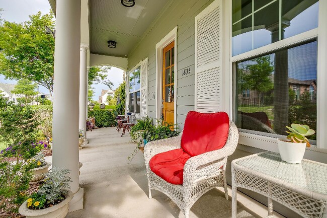 Foto del edificio - 1833 Crested Ridge Rd