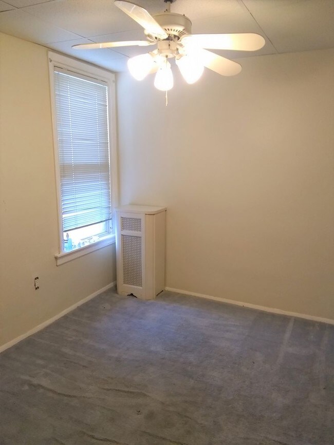 Foto del edificio - 4025 Maywood St