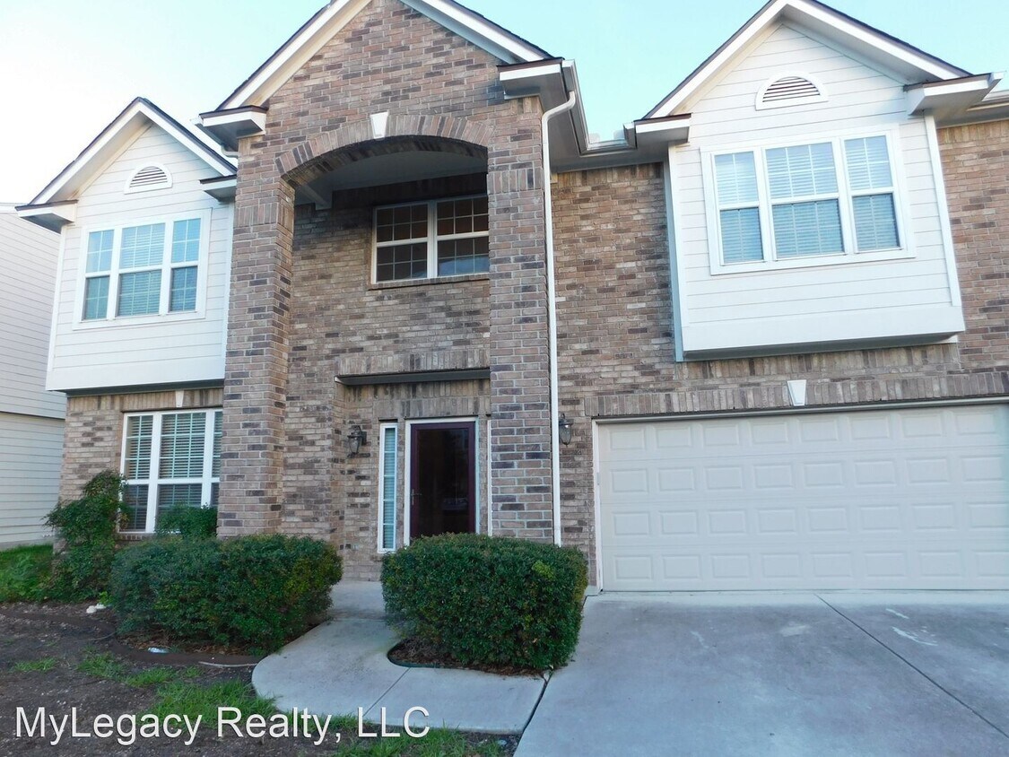 Primary Photo - 5 br, 3 bath House - 109 Carmel Drive