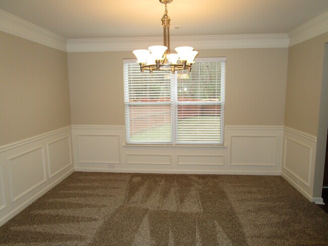 Building Photo - 4178 Ash Tree St