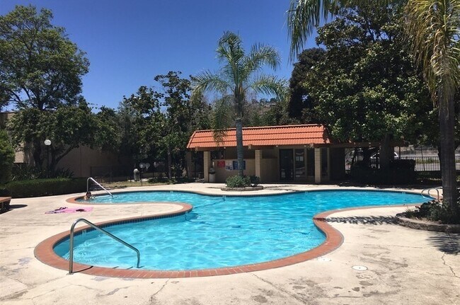 Foto del edificio - Upgraded 2 Bedroom 2 Bath Condo, Available Now!