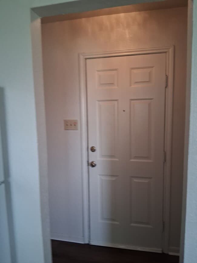 Foto del edificio - 3806 Lone Oak Dr