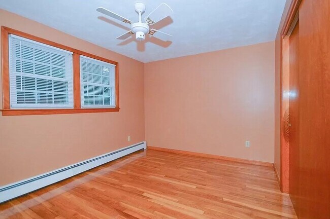 Foto del edificio - SINGLE FAMILY HOME
