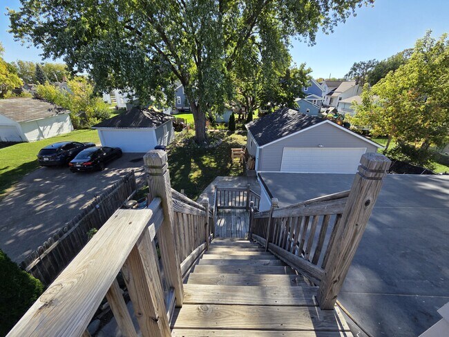 Foto del edificio - 417 W South Park Ave