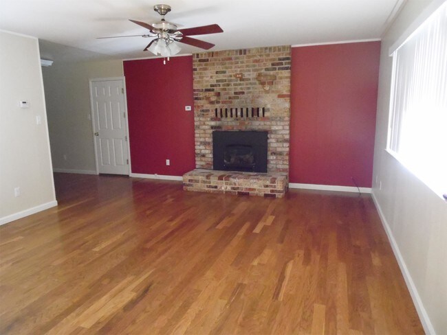 Building Photo - 24160 White Fir Dr