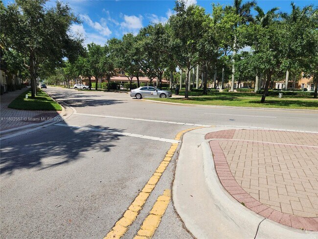 Foto del edificio - 14677 SW 9th St