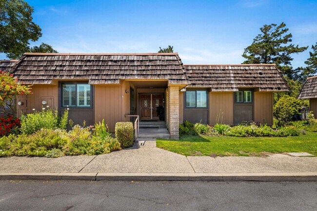 Foto del edificio - 23799 Monterey Salinas Hwy