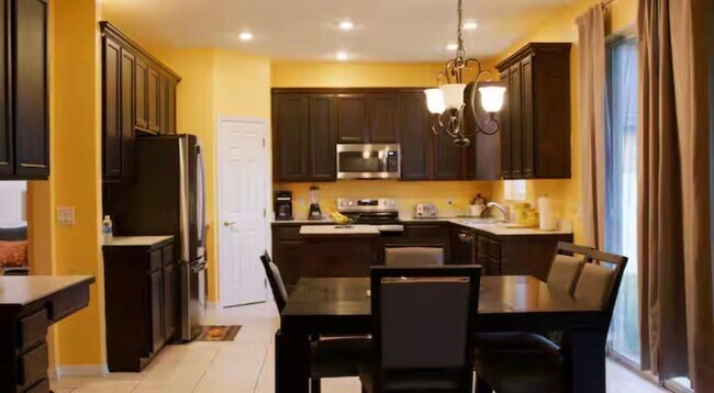 Foto del edificio - 2642 Maggiore Cir