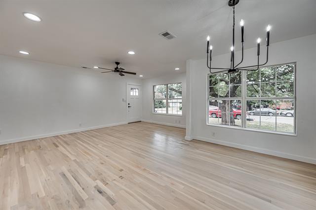 Foto del edificio - 4728 Houghton Ave