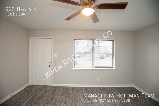 Building Photo - 920 Healy St