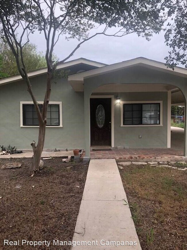 Building Photo - 2 br, 1 bath House - 906 W Pyron Ave