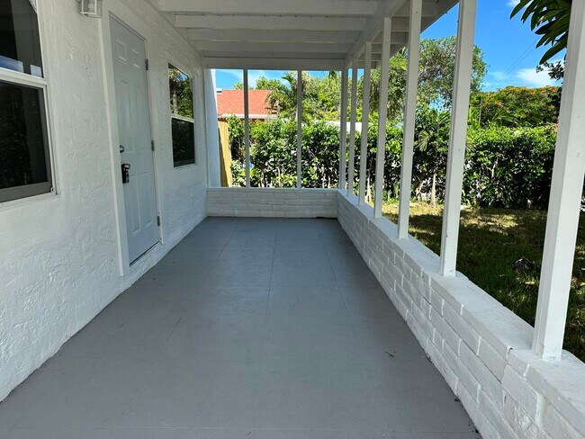 Foto del edificio - 513 Franklin Rd