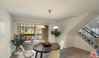 Foto del edificio - 4937 Maytime Ln