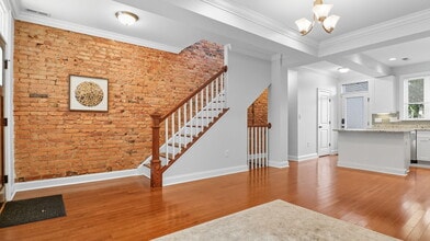 Building Photo - 1654 Gales St NE