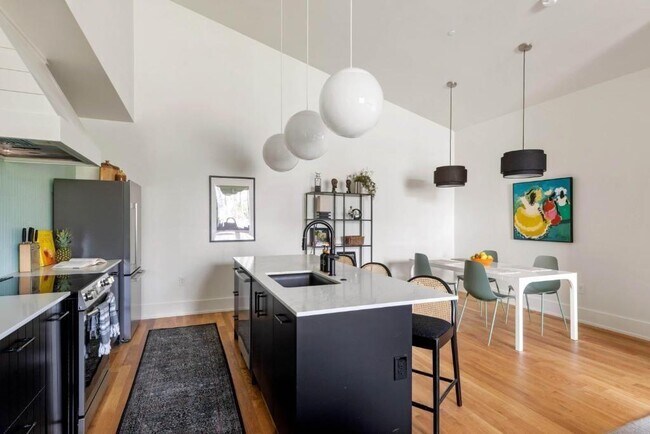 Foto del edificio - 955 Wylie St SE