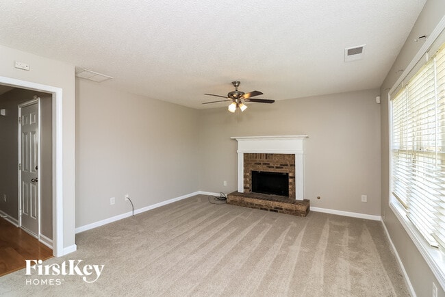 Building Photo - 254 Greystone Cir