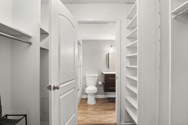 Foto del edificio - 1325 18th St NW